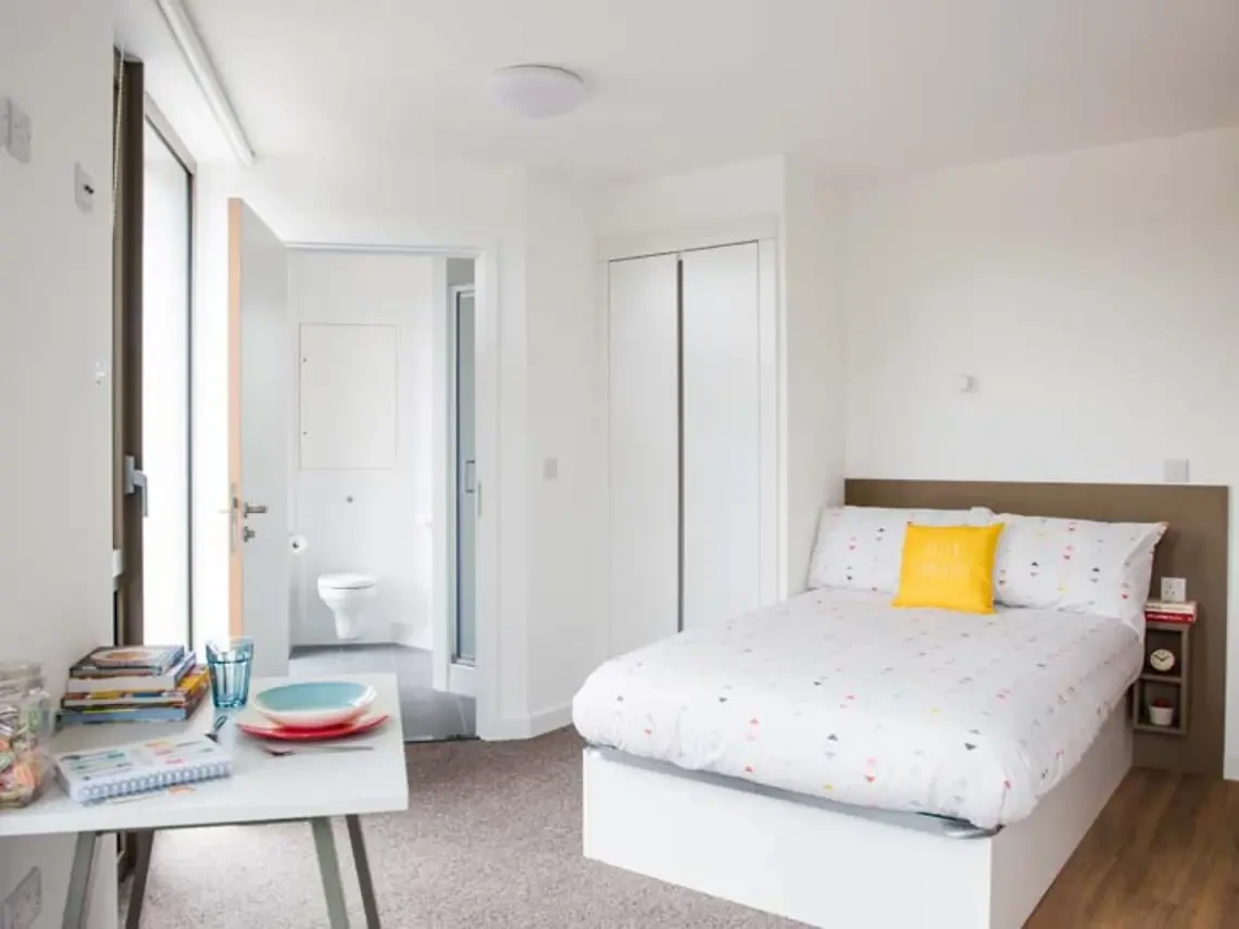 uhomes.com | Student Accommodation, Housing, Flats, Apartments for Rent