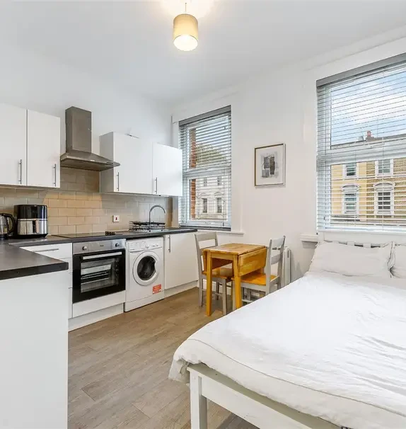 Warwick Road, London