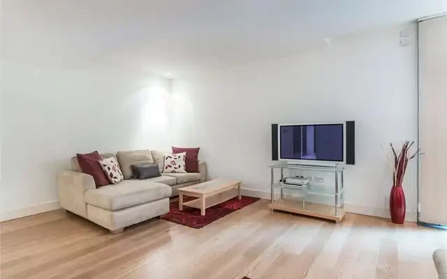 The Knightsbridge Apartments 1