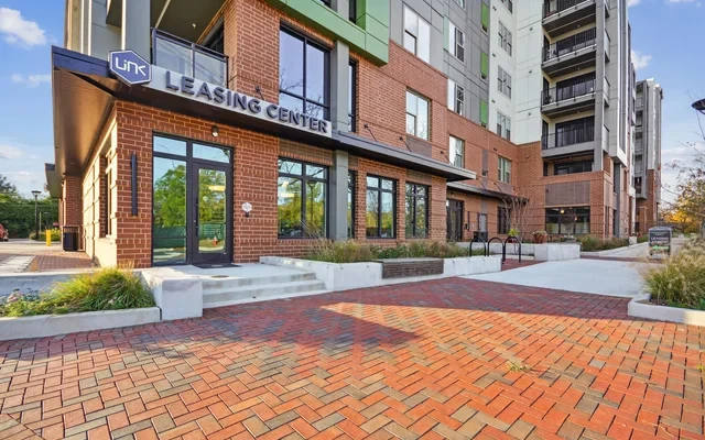 Link Apartments® Calyx 1