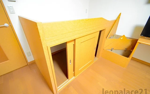 レオパレスcharmant - Koga student accommodation - 102号房间(带独立厨房)