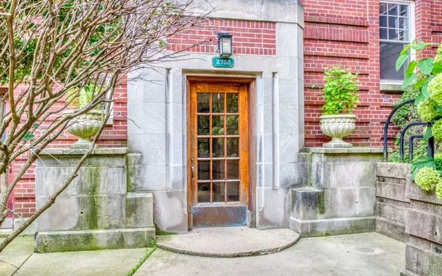 2752 Hampton Parkway 1