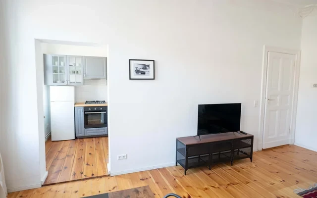 Moderne und helle Kiez-Wohnung ganz oben 3