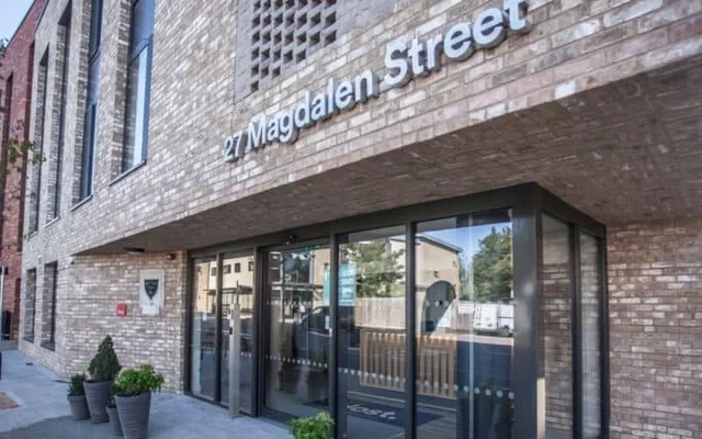 27 Magdalen Street 2
