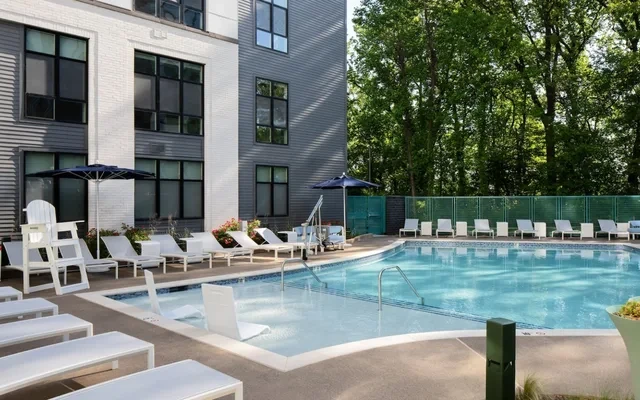 Aventon Huntington 1