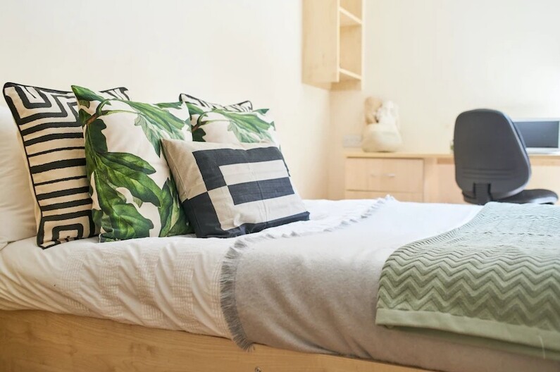 Platinum Plus Ensuite