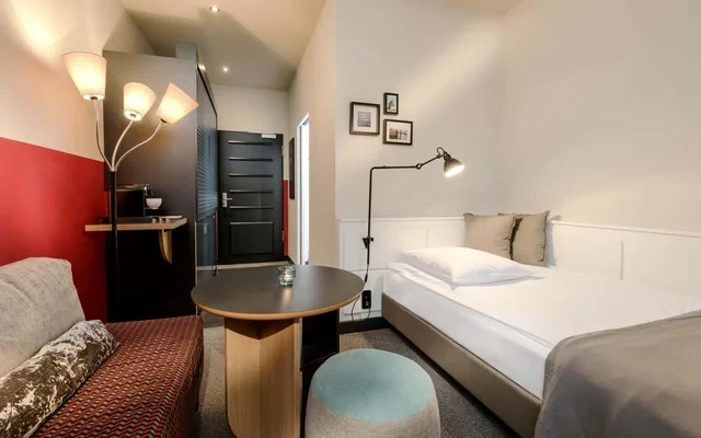 STUDIO APARTMENTS 1