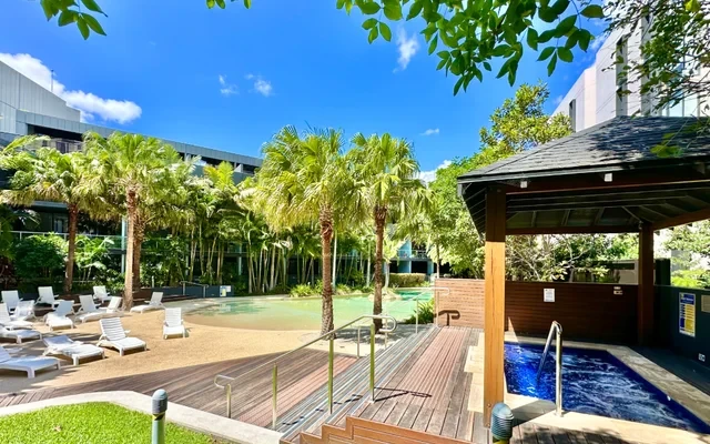 17 Joynton Ave-03722 2