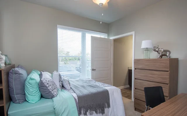 IQ Apartments 1