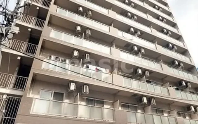 Due Asakusabashi 1