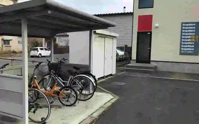 レオパレス住之江 4
