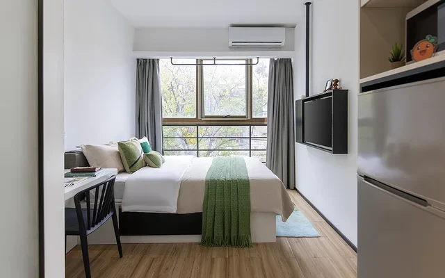 Jing'an Temple Jiangning Changping Road Metro Station Store - CJIA Apartment - Shanghai student accommodation