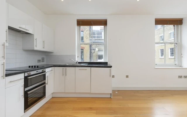 LH-Berwick Street - London student accommodation