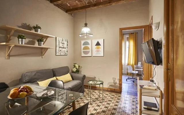 Carrer de Pavia 3