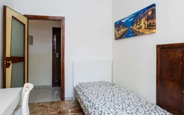 VIA CONCHETTA 2 <br> PRIVATE ROOM S1 0