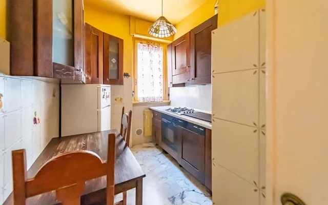 Trilocale in Via Garzoli 17 1