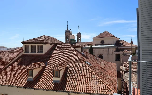 entire place de la Pasa 3