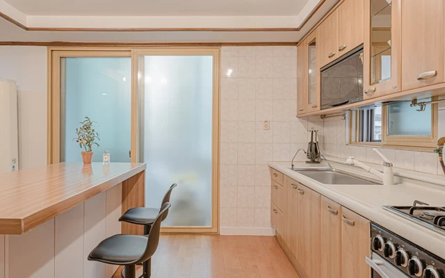 Cheongdam 2nd Branch, #202 3