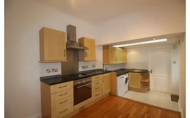 Ashton Gate Road, Southville, Bristol, BS3, UK 1