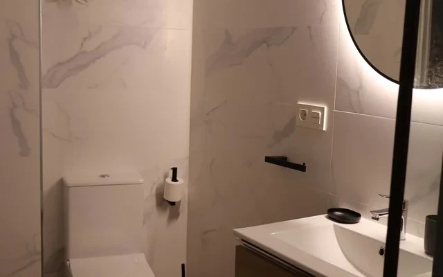 Apartamento en Plaza Ricardo Verdugo Landi, Malaga 2