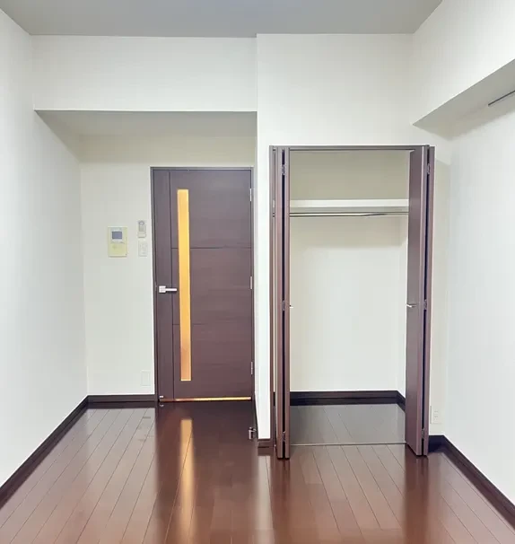 Dolce Ginza East Building 2, Room 401