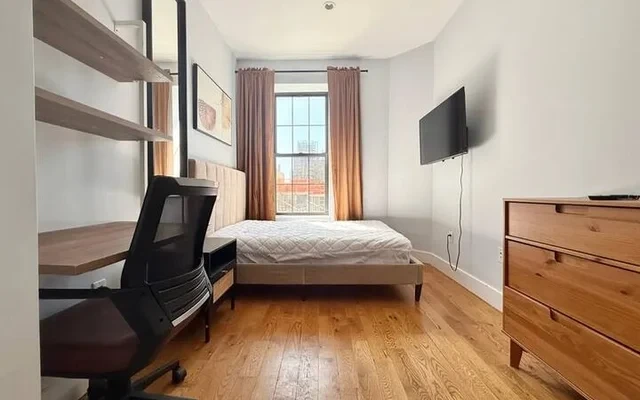 375 Vernon Avenue, Brooklyn 3