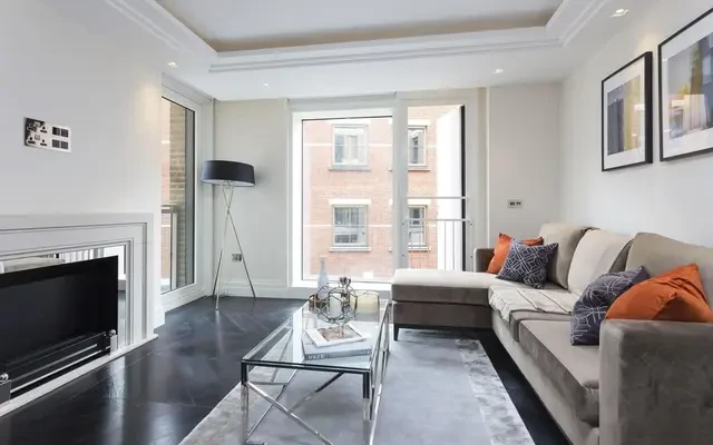 Wren House, Strand, Westminster, London, WC2R 1AB 1