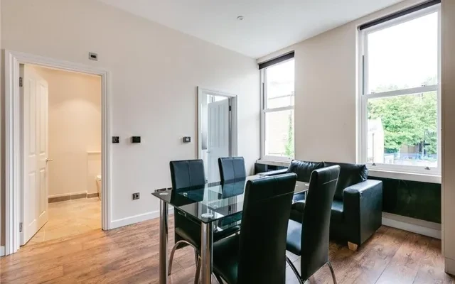 LH-Warwick Road Studio 0