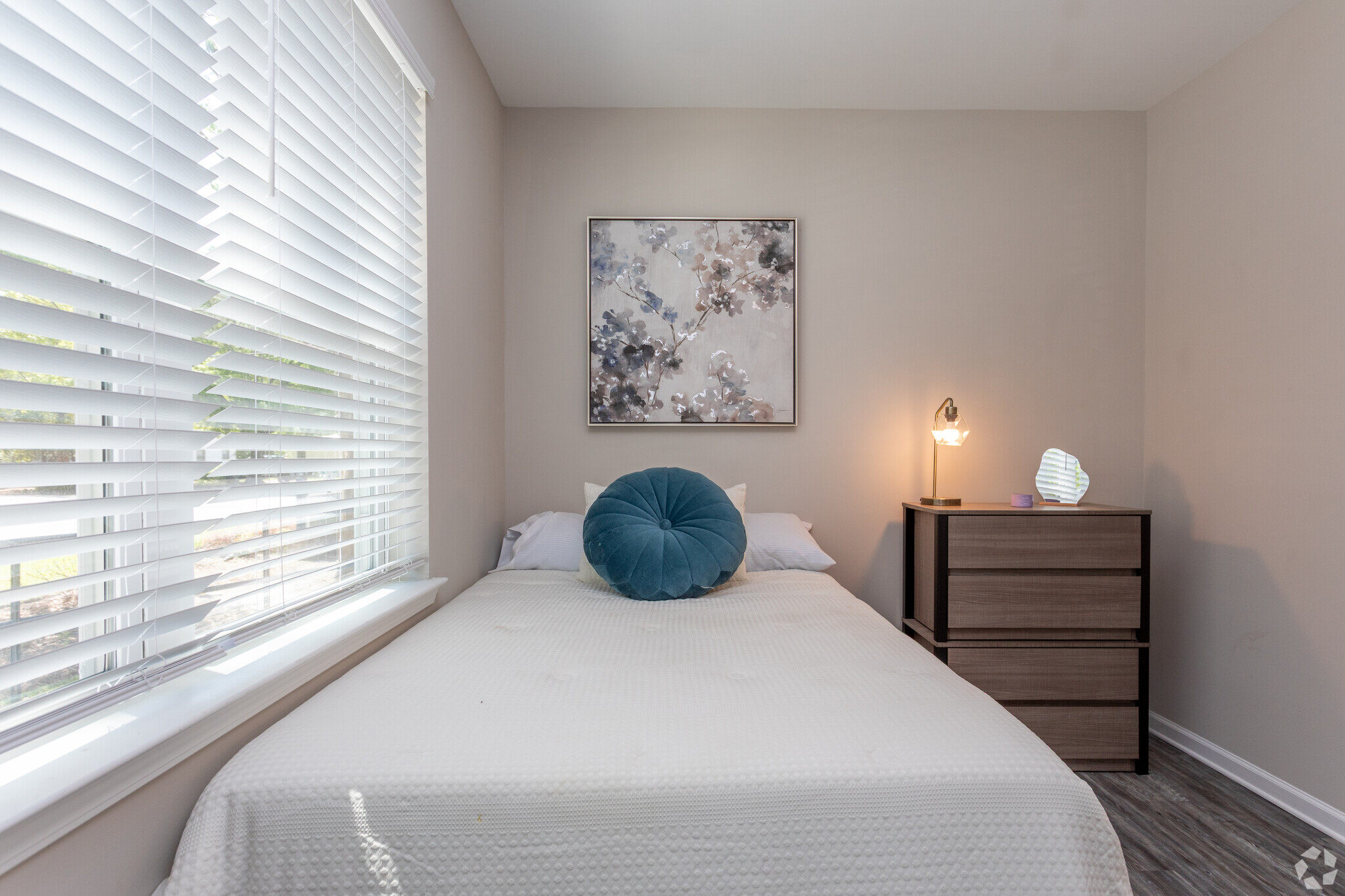 3 Bed 3 Bath
