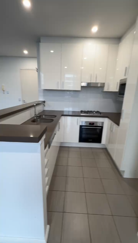 2 bed 2.5 bath