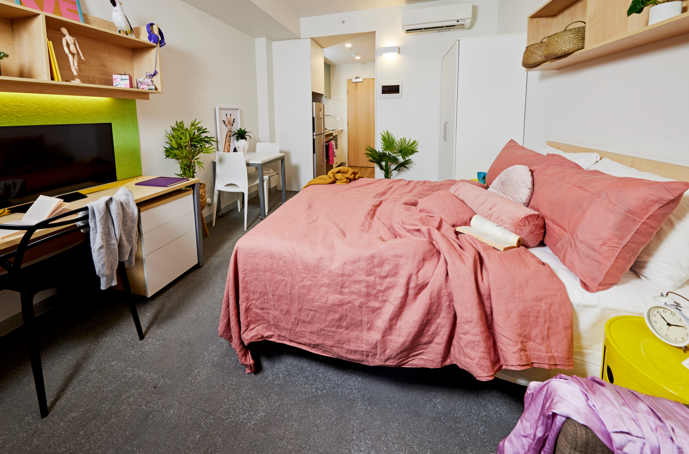 Ultra Studio Apartment