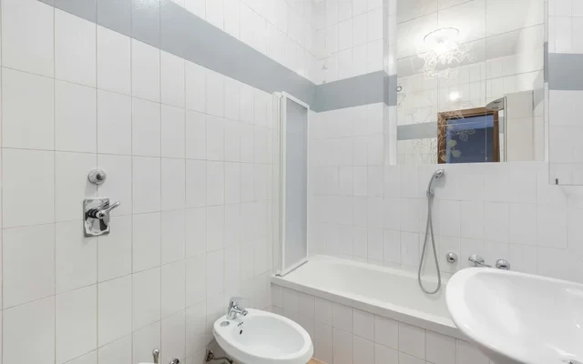 Viale Lazio 24IT-14-080-001H 0