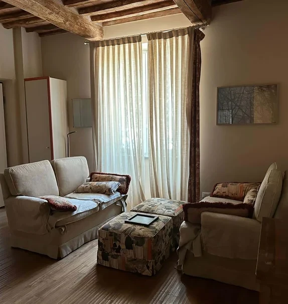 Apartment in Via Cairoli, Marina di Carrara for 100 m² with 2 bedrooms