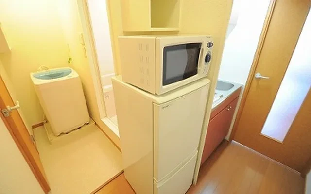 レオパレスフローラ 2