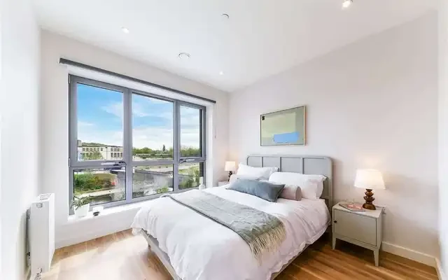 Lyons Dock House 0
