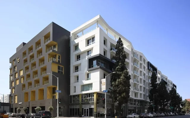 G12 Apartments - ที่พักนักศึกษาในลอสแองเจลิส