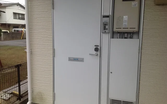 レオパレスはやせ 202号室 1