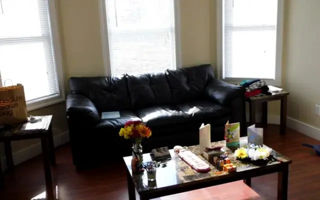 303 Lexington Ave 1