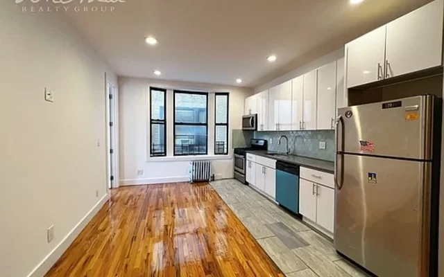545 Edgecombe Ave 3