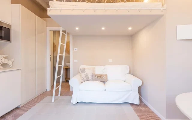 Apartment in Via Accademia, Milano for 35 m² 2