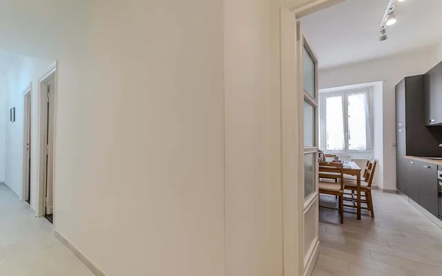 Apartment in Via S. Vincenzo de' Paoli, Roma for 65 m² with 1 bedrooms 1