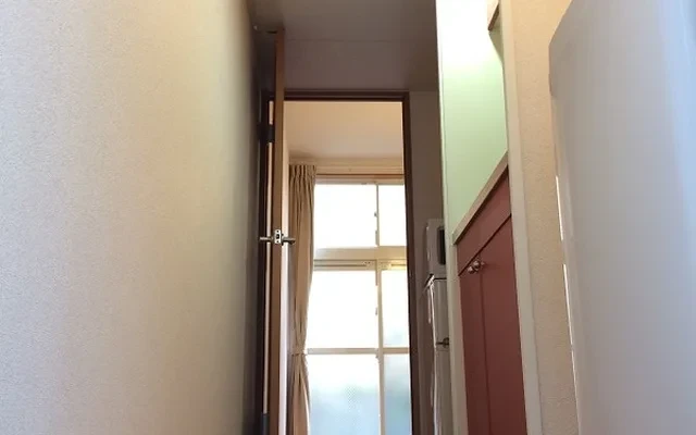 レオパレスアロンジェ 4