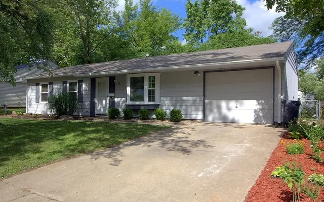 1408 Lincolnwood Drive, Urbana, IL 61802 0