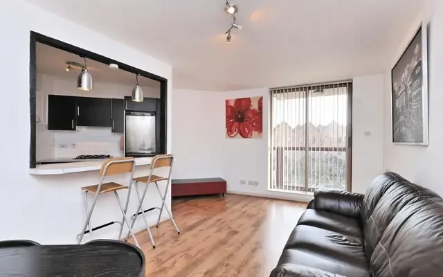 China Court, Asher Way, Wapping, London, E1W 2JF 1