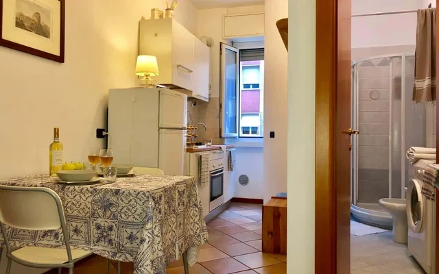 Bilocale in Via Salasco, Milano (zona Bocconi) 0