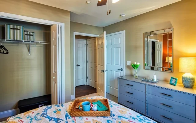 Smith's Landing Apartment 4