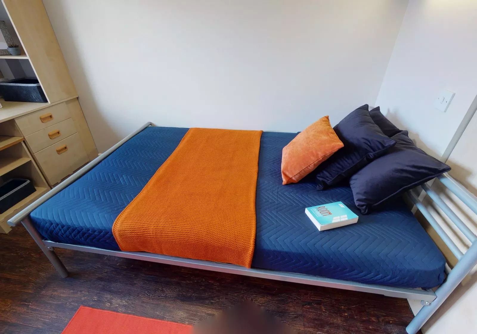 Bronze En Suite Plus