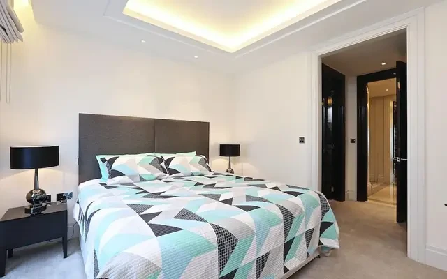 1 Ebury Square, Belgravia, London, SW1W 9AH 3