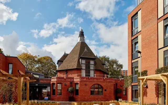 Eden Square 1