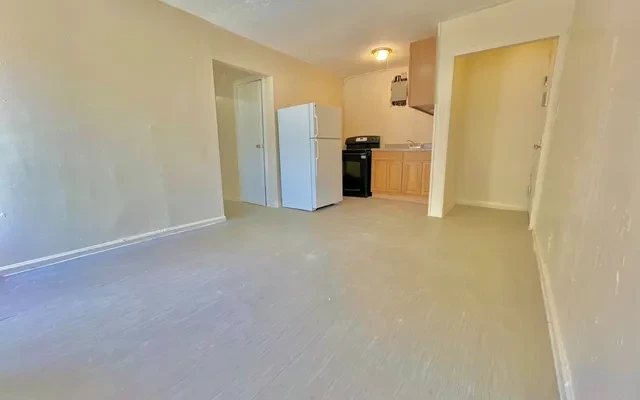 1331 Seneca Ave. 2